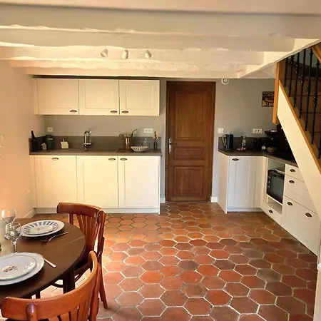 En Champagne A Beaurepaire Vakantiehuis